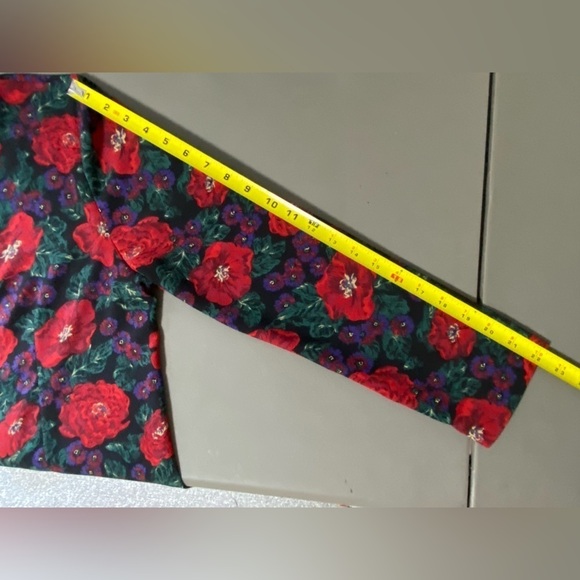 St. Michael at Marks & Spencer Vintage Floral Blazer and Skirt Set - Picture 10 of 16